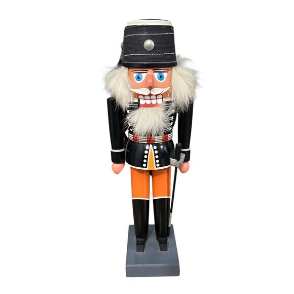 Vintage Erzgebirge Classic Soldier Handcrafted Wooden Folk‎ Art Nutcracker - Picture 2 of 6